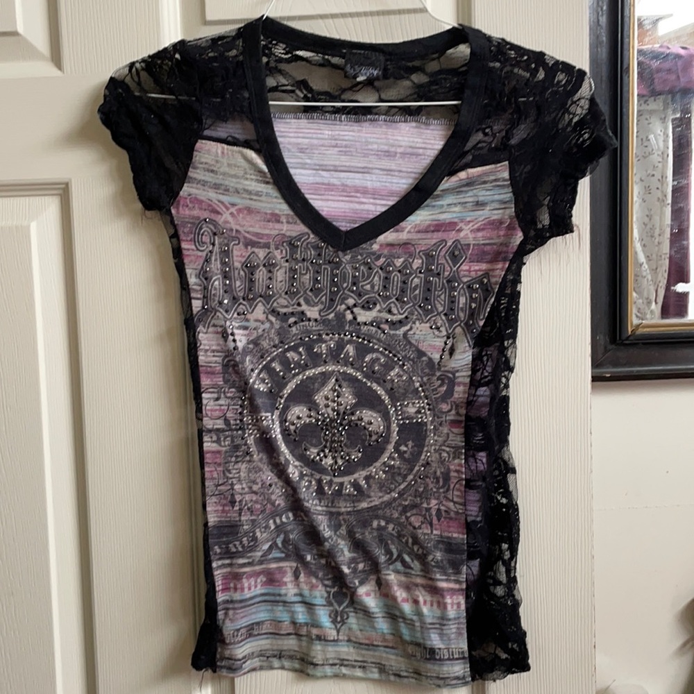 Pre owned Daytrip Lace Medium Tee